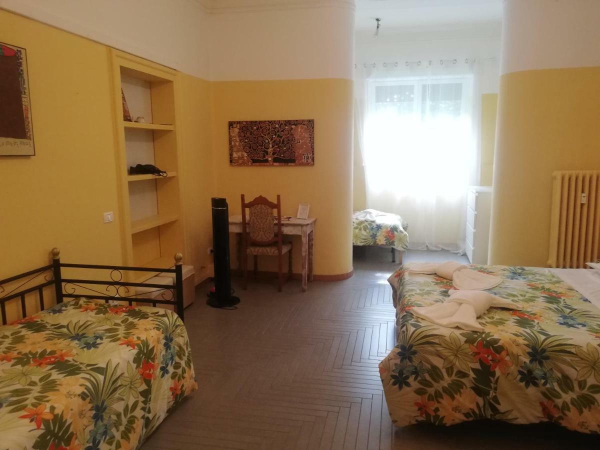 Bonsy Bou Bed & Breakfast Bergamo Bagian luar foto